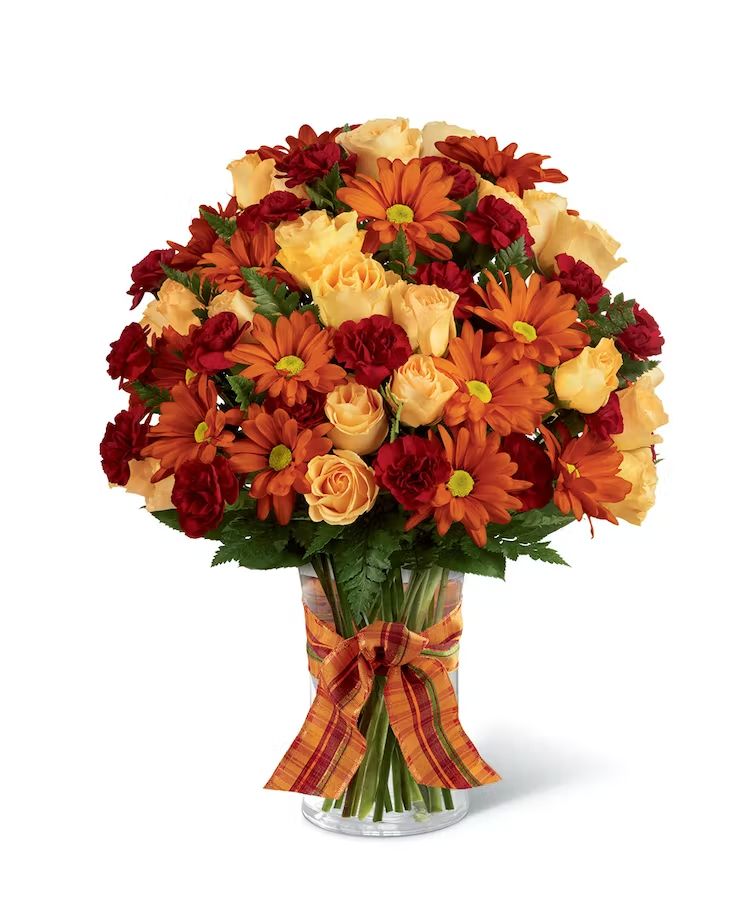Fall Flowers & Pumpkin Arrangements: Cozy Centerpieces for Autumn