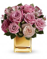 A Radiant Romance by Top Florist